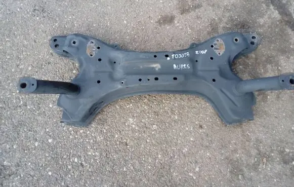 Toyota Auris 150 Front subframe