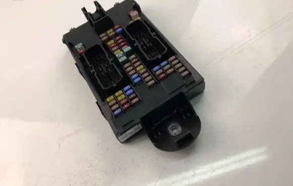 Volvo XC90 Fuse box set 32142591