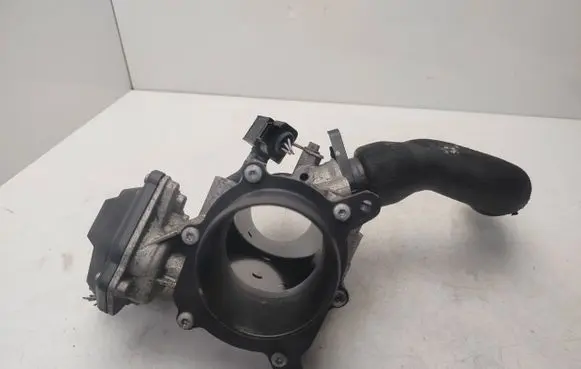 Jaguar XE Throttle body valve G4D35H273AA