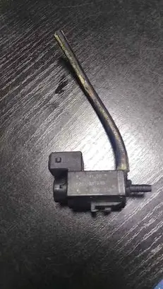 BMW 5 E60 E61 Vacuum valve 1742712