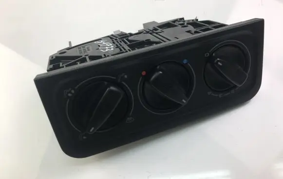Volkswagen Golf III Climate control unit 1H0819045E