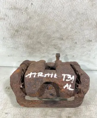 Nissan X-Trail T30 Rear brake caliper