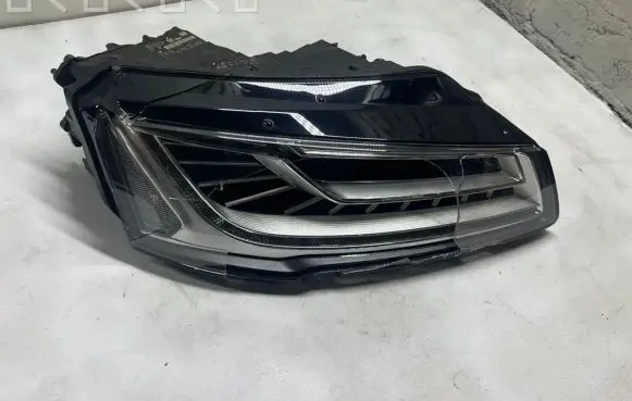 Audi A8 S8 D4 4H Headlight/headlamp 4H0941036 1EX01149602