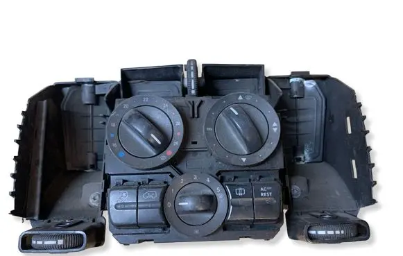 Mercedes-Benz Vito Viano W639 Climate control unit A6394450205 A6394460828 5HB00851201