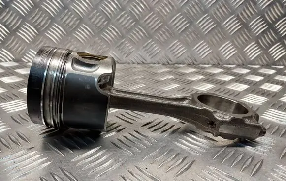 Seat Ibiza III (6L) Piston with connecting rod 038F