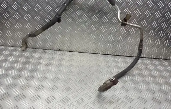 Mazda 5 Air conditioning (A/C) pipe/hose
