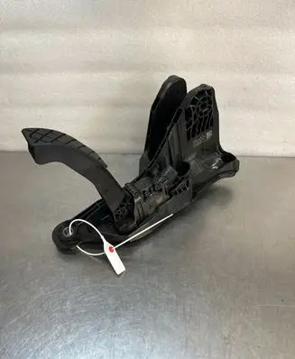 Audi Q4 e-tron Brake pedal 1EB723058J