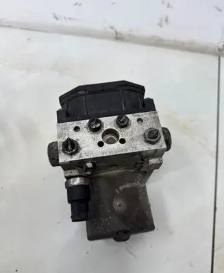Volkswagen PASSAT B5.5 ABS Pump 4B0614517G