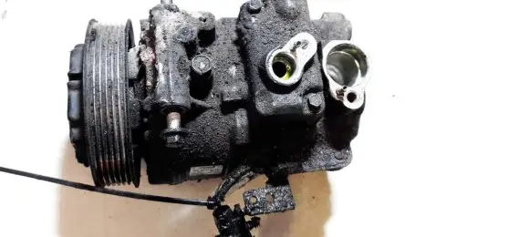 Jaguar XJ X350 Air conditioning (A/C) compressor (pump) 2W9319D629BE 09G00392