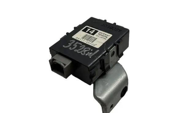 Lexus RX 330 - 350 - 400H Gateway control module 8911148020 J03G02Y