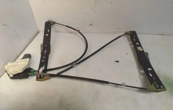 Audi A1 Front door window regulator with motor 8X3837461