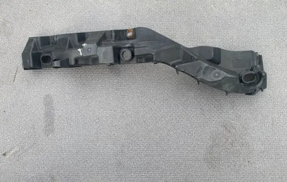 Renault Laguna III Headlight/headlamp mounting bracket 622220007