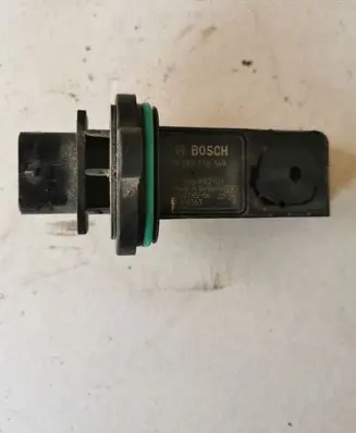BMW 5 E60 E61 Mass air flow meter 7566990