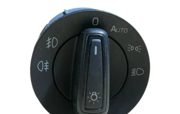 Skoda Octavia Mk3 (5E) Light switch 5E0941431D