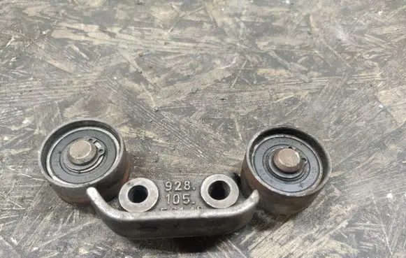 Porsche 928 Timing belt tensioner pulley 9281055611R