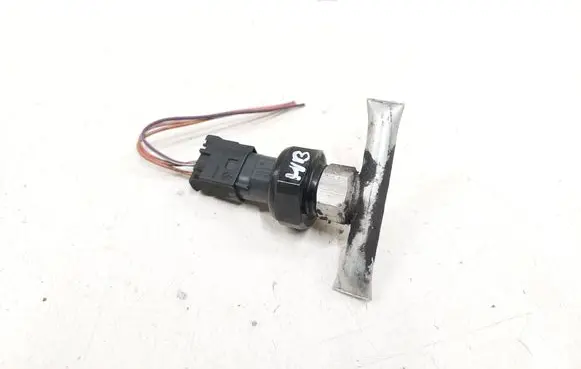 Mercedes-Benz R W251 Air conditioning (A/C) pressure sensor 0045429018