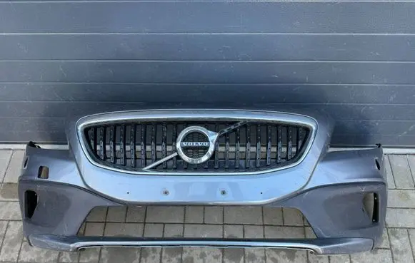 Volvo V40 Cross country Front bumper 31353310