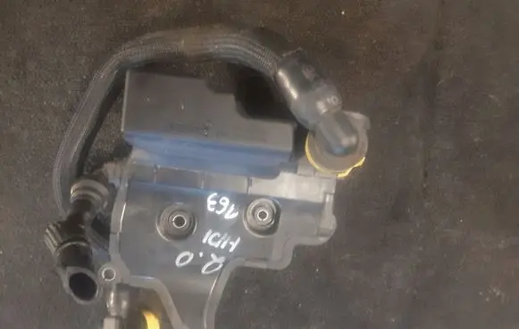 Citroen C4 I Picasso Oil breather separator 9671271480