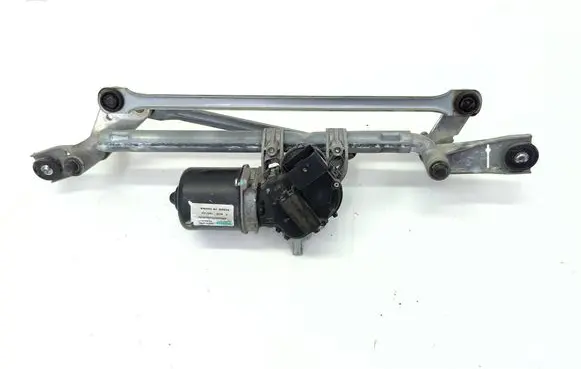 Buick Encore I Front wiper linkage and motor 42333713 W00004151 W000035292SUV