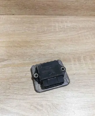 Volkswagen PASSAT B4 Other relay 191905351D