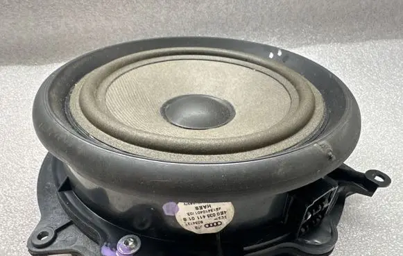 Audi A8 S8 D3 4E Front door speaker 4E0035411 6034121 4913410401