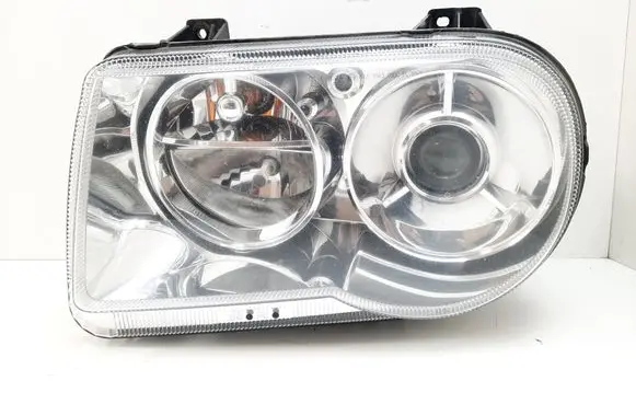 Chrysler 300 - 300C Headlight/headlamp
