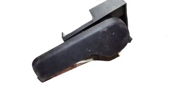 Engine bonnet (hood) release handle