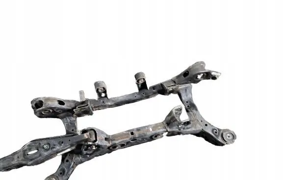 Hyundai Tucson TL Rear subframe 