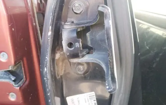 Hyundai Matrix Rear door lower hinge