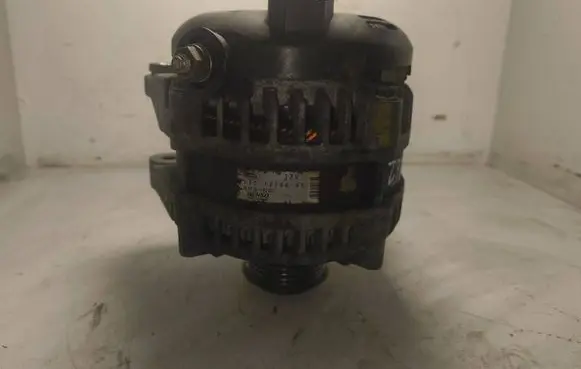 Land Rover Evoque I Generator/alternator GJ3210300AC 1042106360