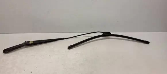 Volkswagen Transporter - Caravelle T5 Front wiper blade arm 7H1955410C