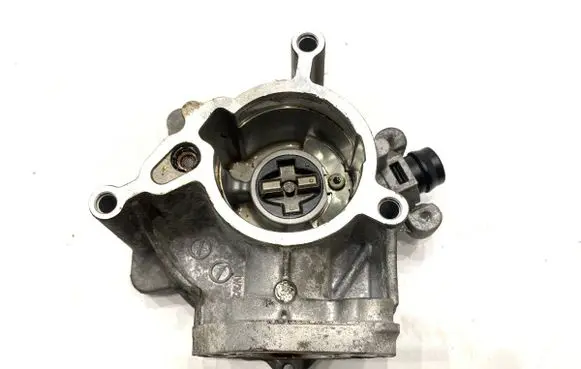 Volkswagen Touran III Vacuum pump 06K145100P