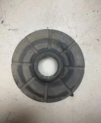 Opel Insignia A Front coil spring rubber mount 90538496