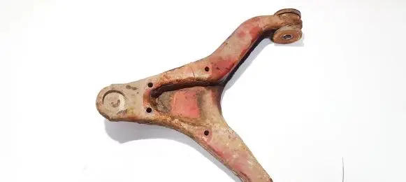 Iveco Daily 40.8 Front lower control arm/wishbone