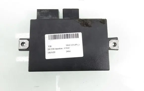 Volkswagen Tiguan Tow bar trailer control unit/module 5DS01015431 1K0907383G