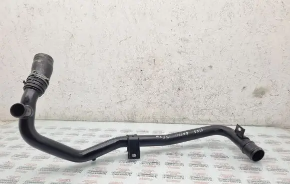 Seat Exeo (3R) Engine coolant pipe/hose 06D121071R