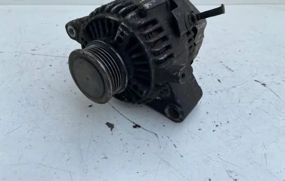 Toyota Corolla Verso E121 Generator/alternator 2706027060