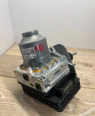 BMW 5 G60 G61 ABS Pump 5B3C859