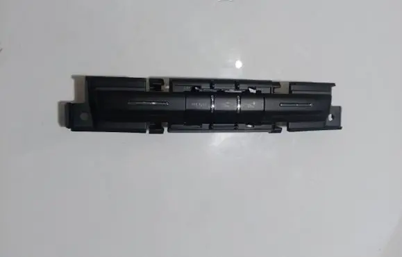 Head unit multimedia control