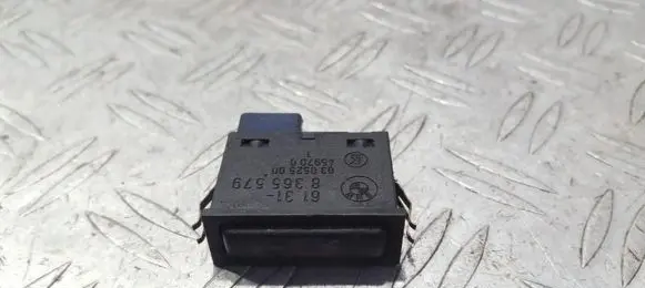 BMW 5 E39 Tailgate opening switch 61318365579 61.31-8365579
