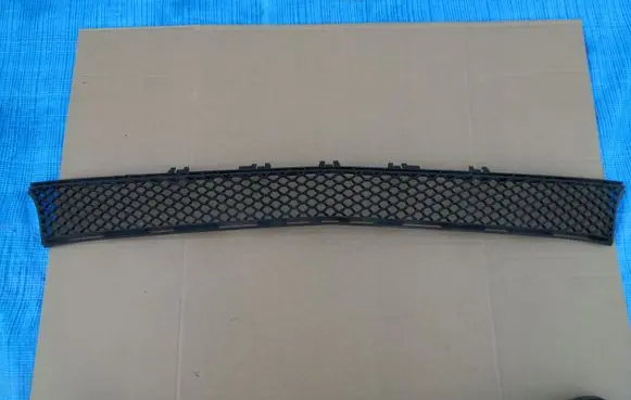 Mercedes-Benz E W213 Front bumper lower grill A2138850622