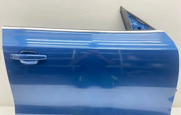 Audi A5 8T 8F Front door