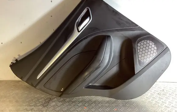 MG ZS Rear door card panel trim 10360673