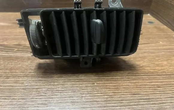 Mercedes-Benz Sprinter W906 Dashboard side air vent grill/cover trim A9068300154