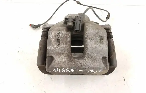 Mercedes-Benz C W204 Front brake caliper 2044212281 2044210794
