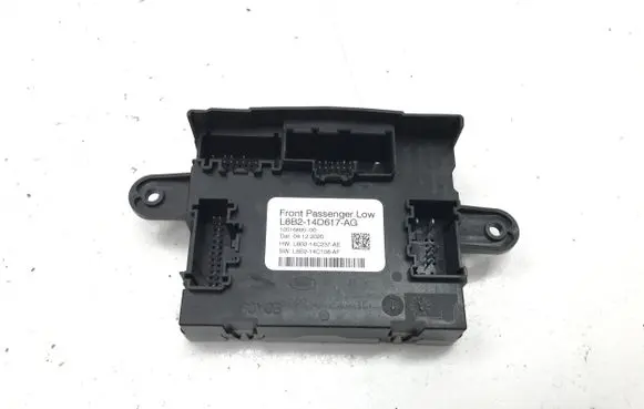 Jaguar I-Pace Door control unit/module L8B214D617AG