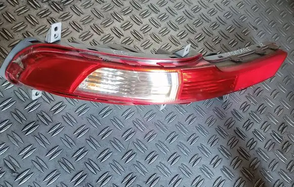 KIA Sportage Rear bumper light 924053U3