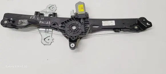 Nissan Pulsar Front door window regulator with motor 807013ZL0A C26014101