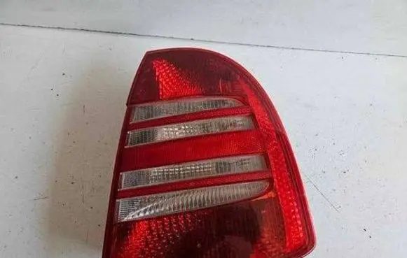 Skoda Superb B5 (3U) Rear/tail lights 3U5945096
