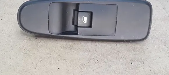 Citroen C4 Grand Picasso Electric window control switch 96590662XT